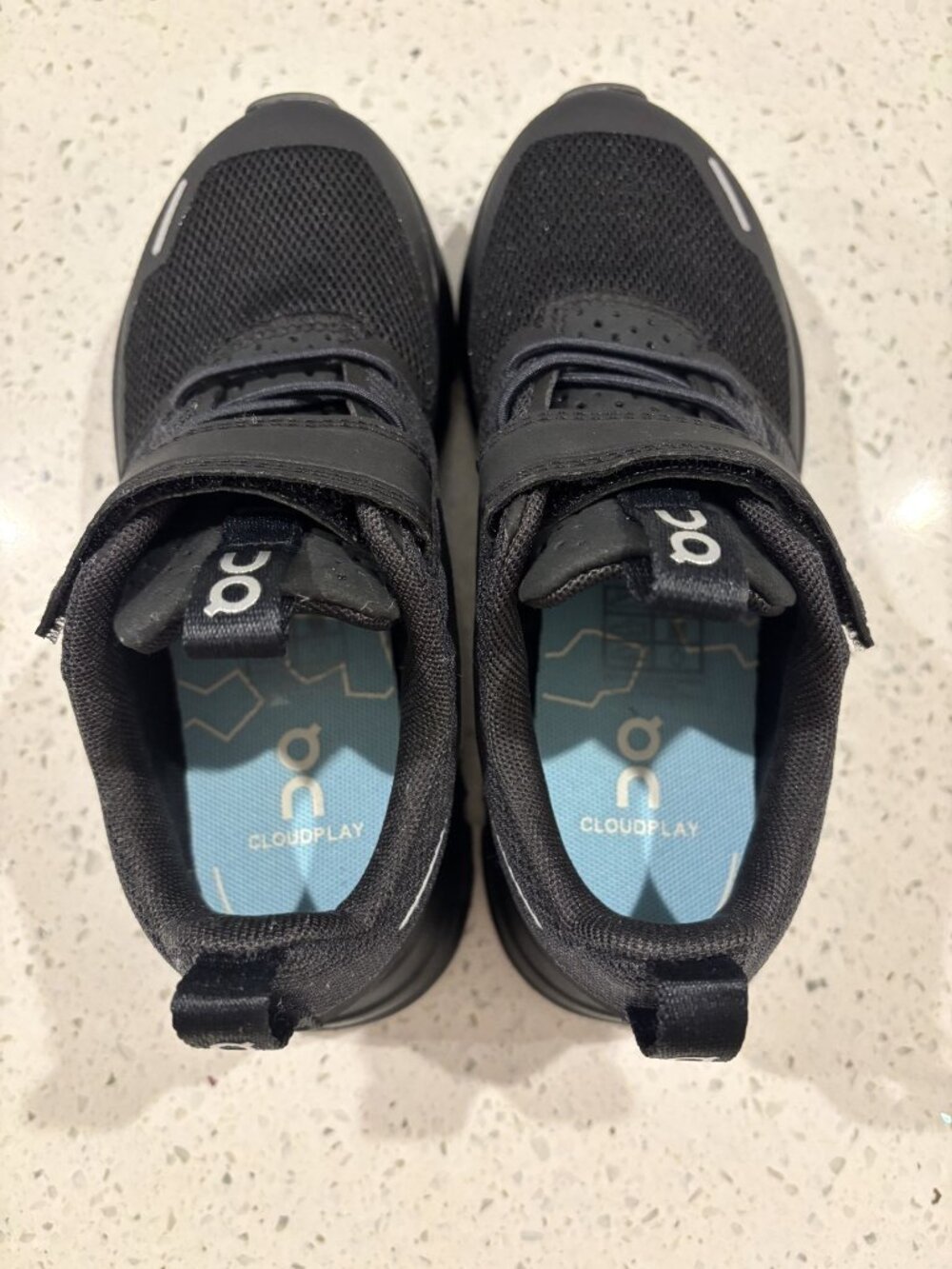 BOYS ON CLOUDS NEW PRESCHOOL SIZE 12 NEVER WORN  - Picture 3 of 6